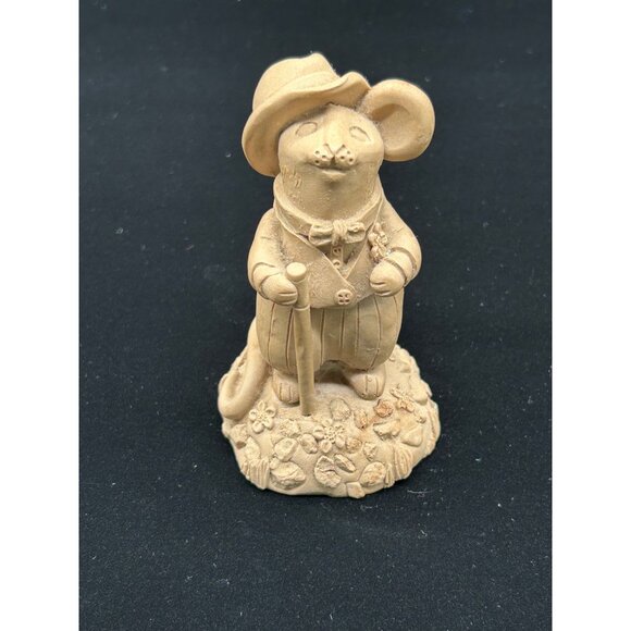 Vintage Light Brown, Groom Bride Mouse in Her Dress, Holding a Bag Purse, MC '9 - Picture 10 of 16